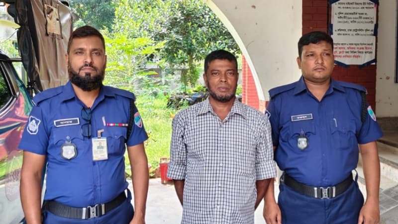 শার্শায় কৃষকলীগের সাধারণ সম্পাদক মফিজুর গ্রেপ্তার