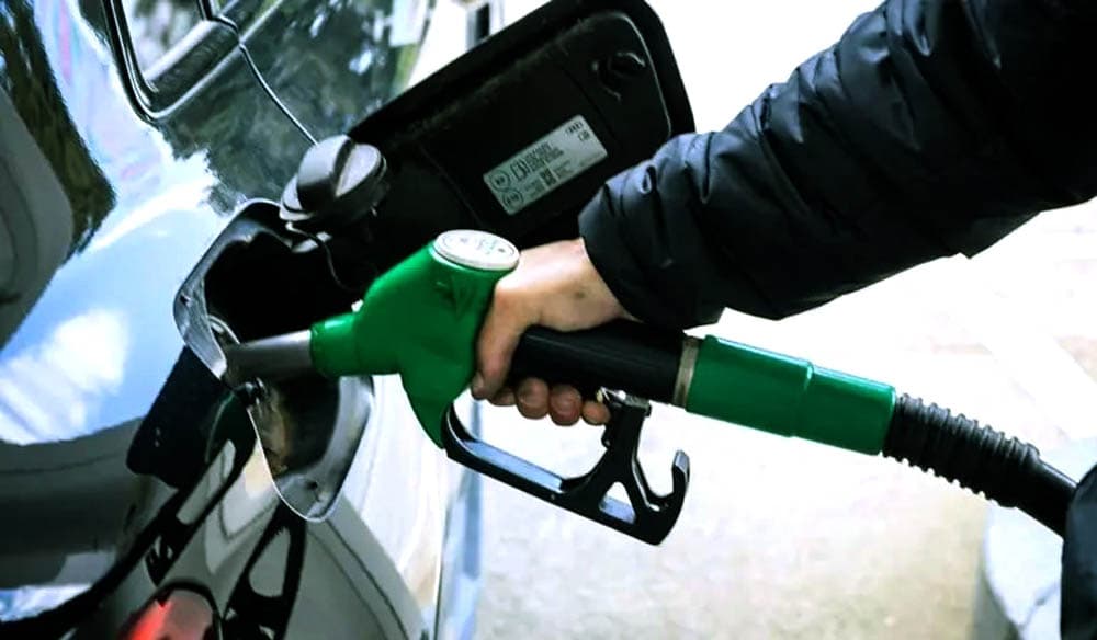 ‘যুদ্ধ এড়াতে আলোচনা’-‘ট্রাম্পের মন্তব্যে বিশ্ববাজারে তেলের দামে পতন’ ঘুরে দাঁড়াচ্ছে শেয়ারবাজার