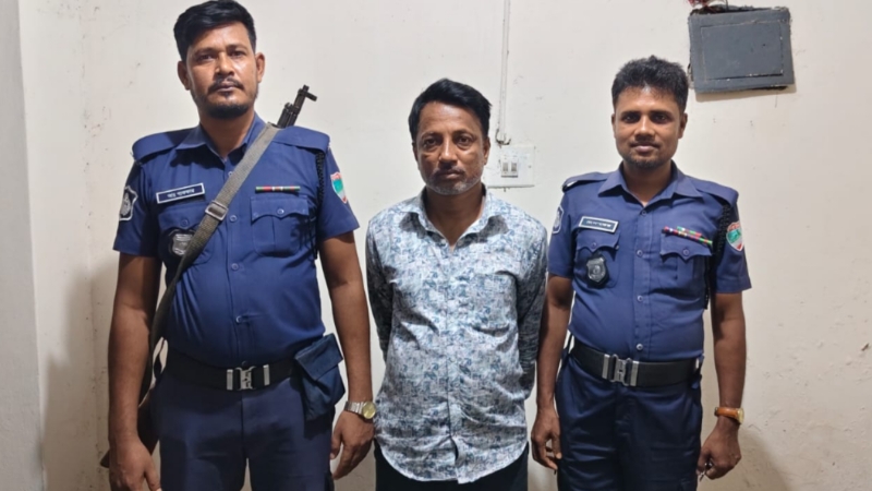 শার্শায় পুলিশের অভিযানে যুবলীগ নেতা আসাদুল মেম্বার গ্রেপ্তার
