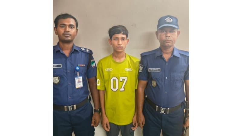 শার্শায় ১১ বছরের শিশুকে ধর্ষণ মামলায় আইনের সাথে সংঘাতে জড়িত শিশু তামিম ইকবাল আটক