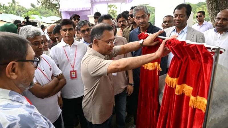 প্রধানমন্ত্রী তারেক রহমান যশোরের শার্শায় ঐতিহাসিক উলসী খালের পুনঃখনন কর্মসূচির উদ্বোধন করেছেন