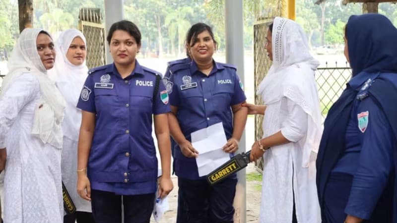 যশোরে পুলিশের বিভাগীয় পদোন্নতি পরীক্ষার এমসিকিউ অনুষ্ঠিত