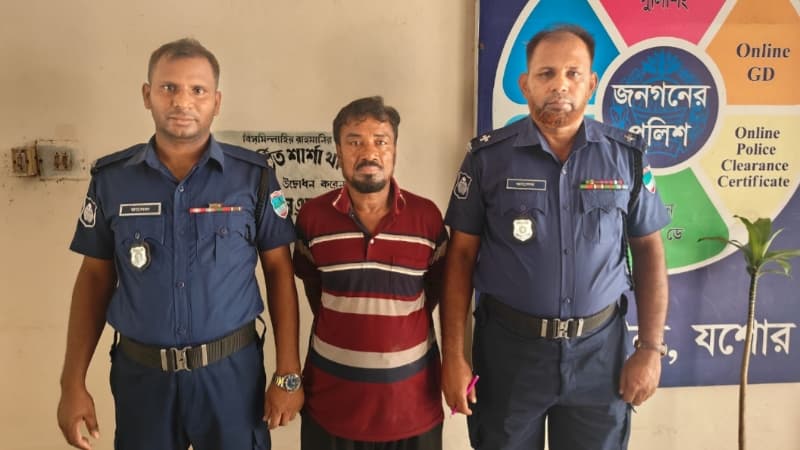 শার্শায় পুত্রবধূকে ধর্ষণের অভিযোগে শ্বশুর গ্রেফতার