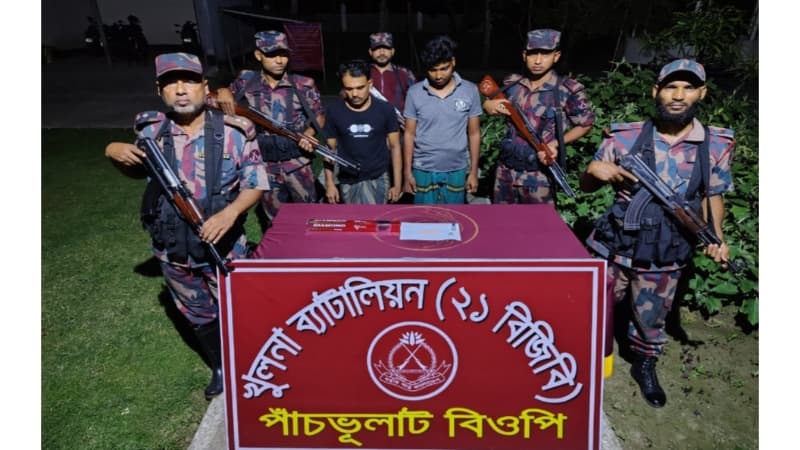শার্শা সীমান্তে ইয়াবাসহ আটক ২