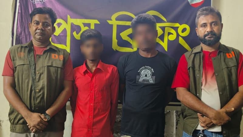 শার্শায় ৮০ পিস ইয়াবাসহ দুই মাদক কারবারি আটক