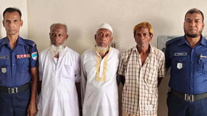 শার্শায় নাশকতা মামলায় তৃণমূল আওয়ামী লীগের তিন নেতাকর্মী গ্রেপ্তার