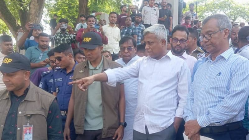 প্রধানমন্ত্রী তারেক রহমানের আগমন সামনে রেখে উলাশী ‘জিয়ার খাল’ পরিদর্শনে প্রতিমন্ত্রী অমিত