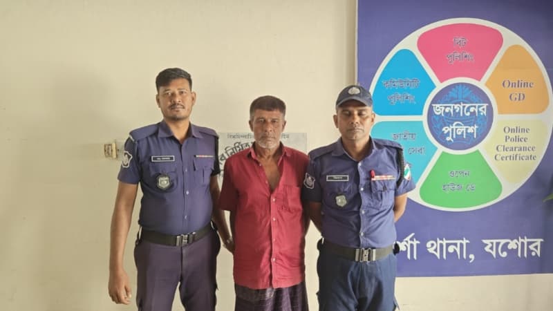 শার্শায় পুলিশের অভিযানে কৃষকলীগ নেতা মমিনুর গ্রেপ্তার