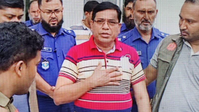 ভারতে যাওয়ার পথে গ্রেপ্তার মেহেরপুর জেলা আওয়ামী লীগের সাধারণ সম্পাদক ও সাবেক উপজেলা চেয়ারম্যান এম এ খালেক