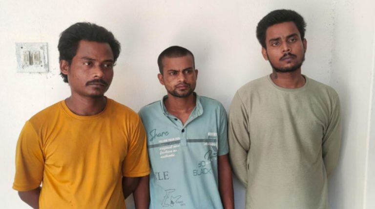 যশোরের শার্শা সীমান্তে বিএসএফ কর্তৃক এক ভারতীয়সহ তিনজন পুশইন