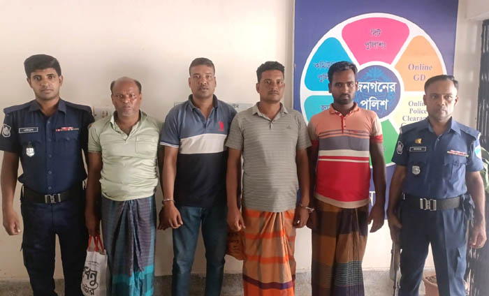 সাজা ও পরোয়ানাভুক্ত চার আসামিকে গ্রেফতার